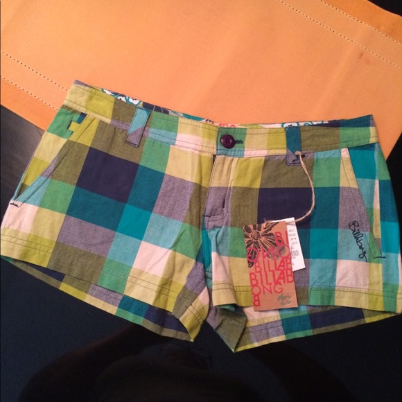 Billabong Pants - Billabong Plaid Shorts NWT